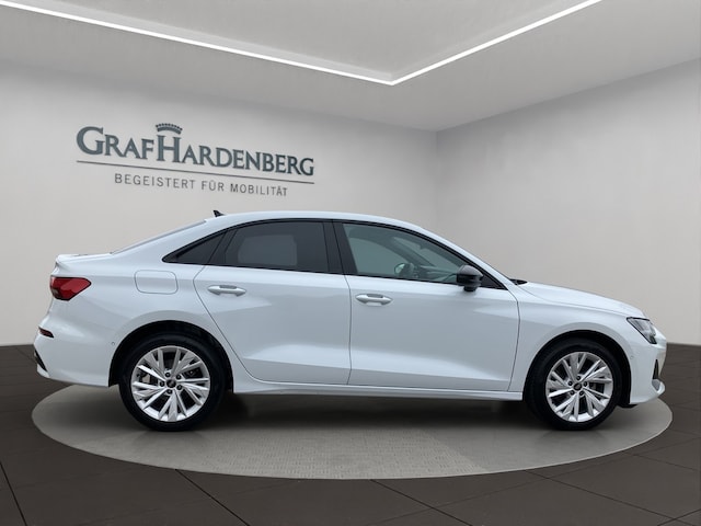 Audi A3 30 TFSI S-Tronic Sedan