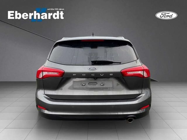 Ford Focus Cool & Connect