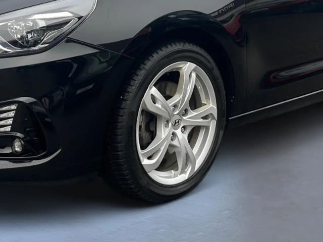 Hyundai i30 Hybrid Trend