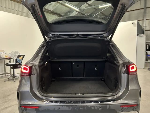 Mercedes-Benz GLA 200 AMG Line GLA 200 d