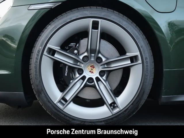 Porsche Taycan 4S