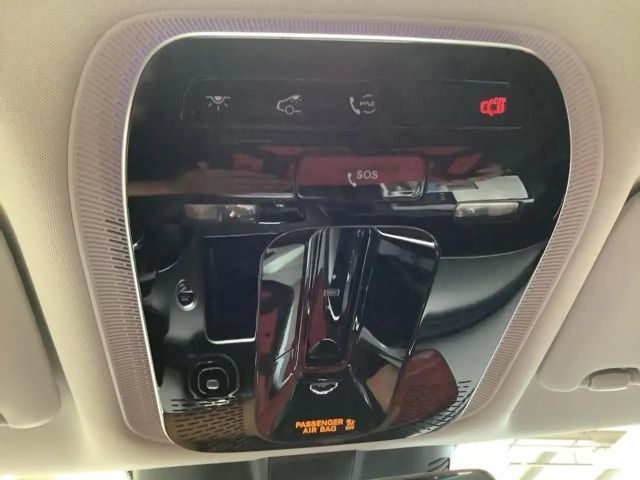 Mercedes-Benz C 180 AVANTGARDE Sedan