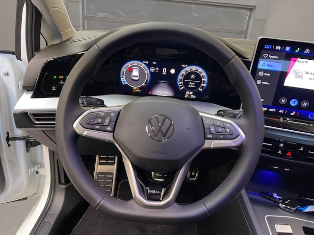 Volkswagen Golf 1.5 eTSI Golf VIII