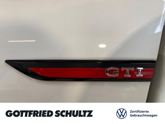 Volkswagen Golf DSG GTI Golf VIII Style