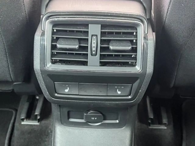 Skoda Karoq LED ACC SHZ RFK beh.FS&LR Vor.AHZV KLIMA ALU