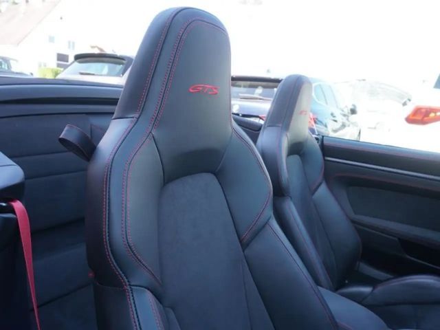 Porsche 911 Cabrio Carrera GTS