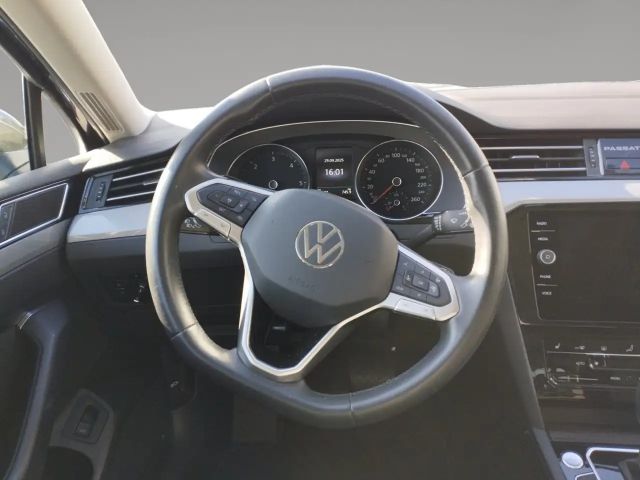 Volkswagen Passat Business DSG Variant