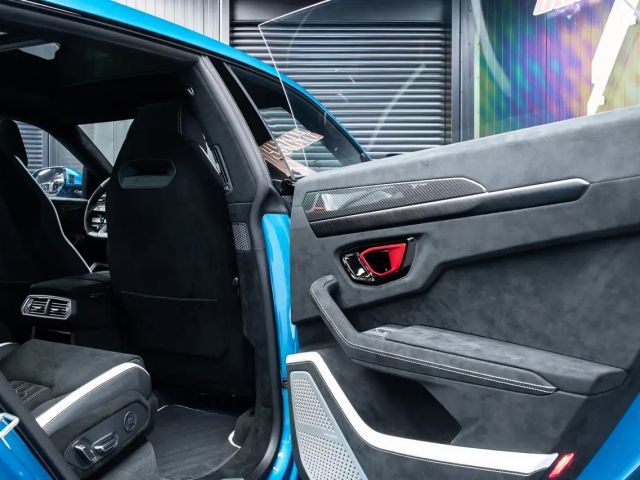 Lamborghini Urus Performante