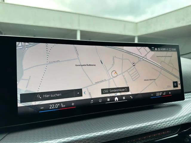 BMW 320 320i M-Sport Sedan