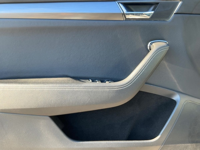 Skoda Superb 2.0 TDI Combi Style Style