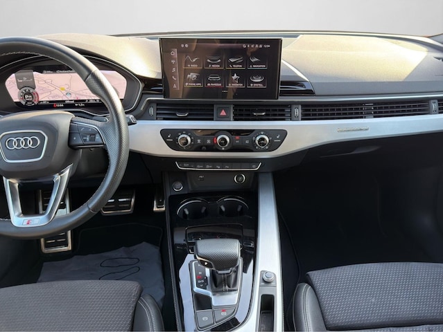 Audi A4 40 TFSI Avant Quattro S-Line S-Tronic