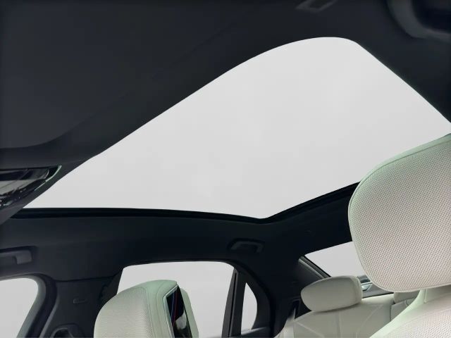 BMW 740 740d M-Sport Sedan xDrive