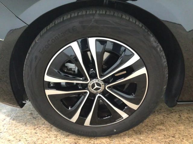 Mercedes-Benz B 180 Progressive