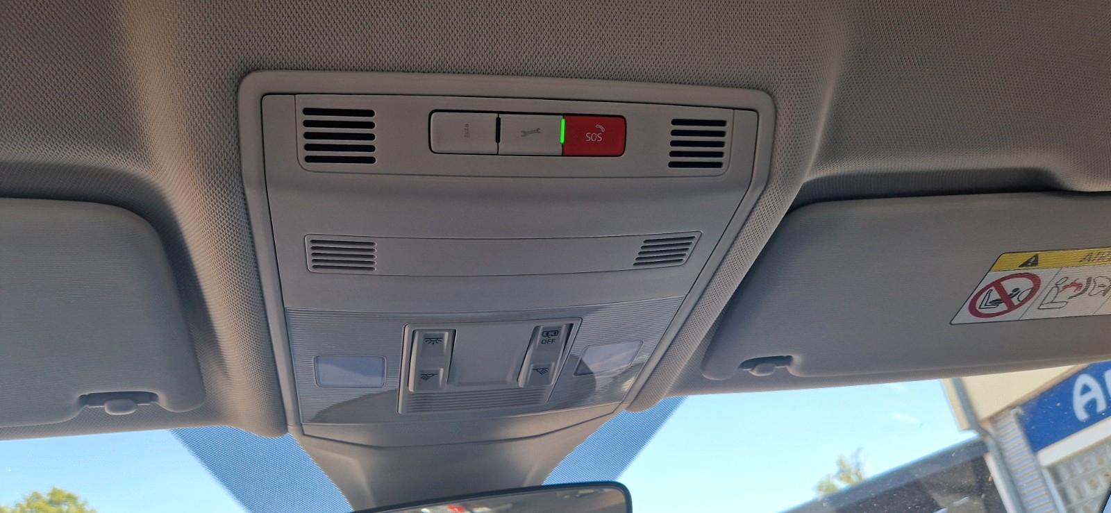 Volkswagen T-Cross StyleIQLEDKamera ACC Ascotgrau