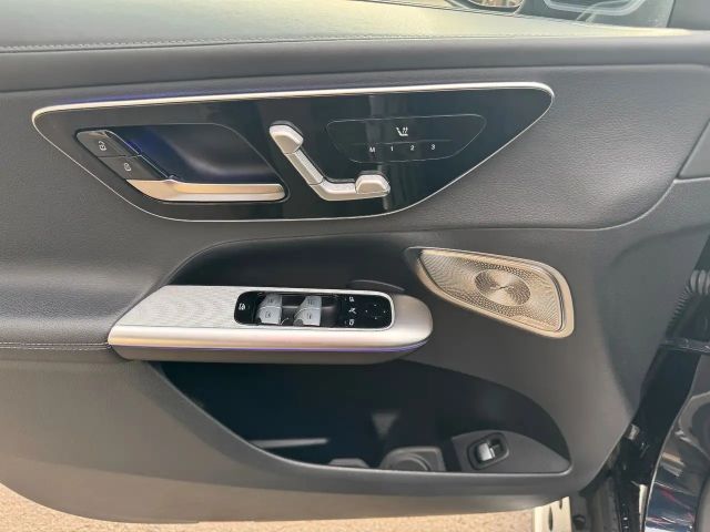 Mercedes-Benz GLC 300 AMG Line