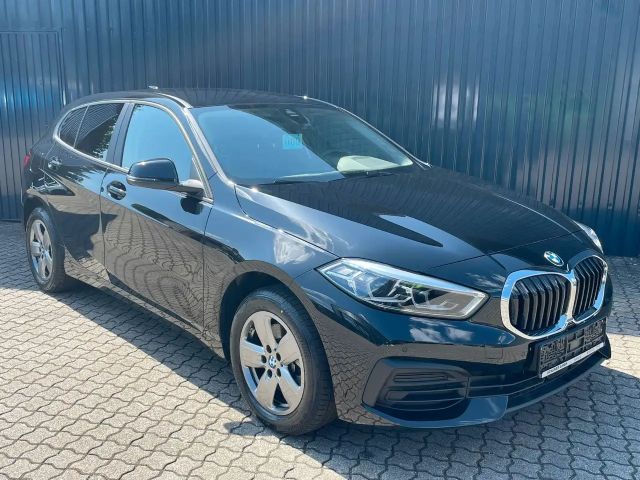 BMW 116 116i 5-deurs Sedan