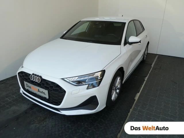 Audi A3 30 TFSI Sedan