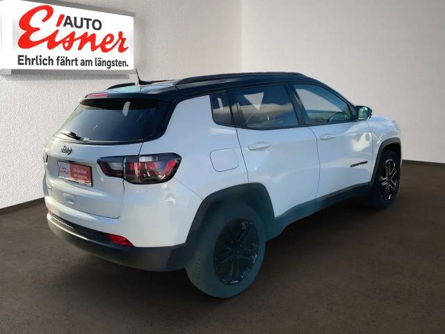 Jeep Compass 1.3 PHEV UPLAND AT