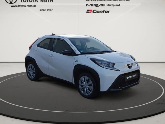 Toyota Aygo X Hatchback Play X-play