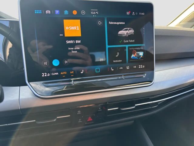 Volkswagen Golf 1.5 TSI Life Variant