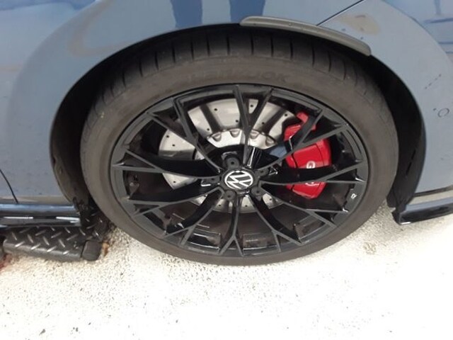 Volkswagen Golf 2.0 TSI DSG