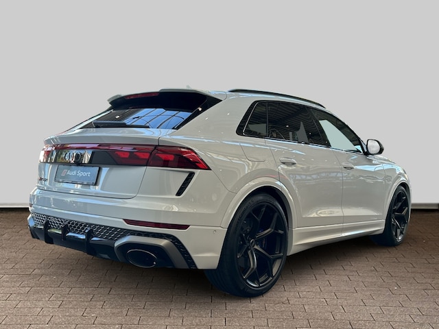 Audi RS Q8 Performance Quattro