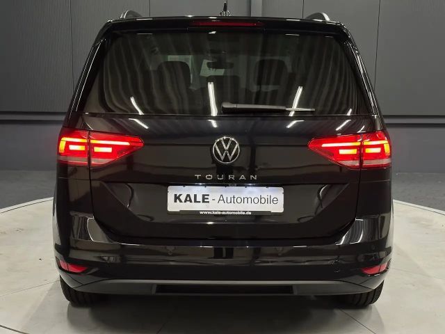 Volkswagen Touran 1.5 TSI DSG Family