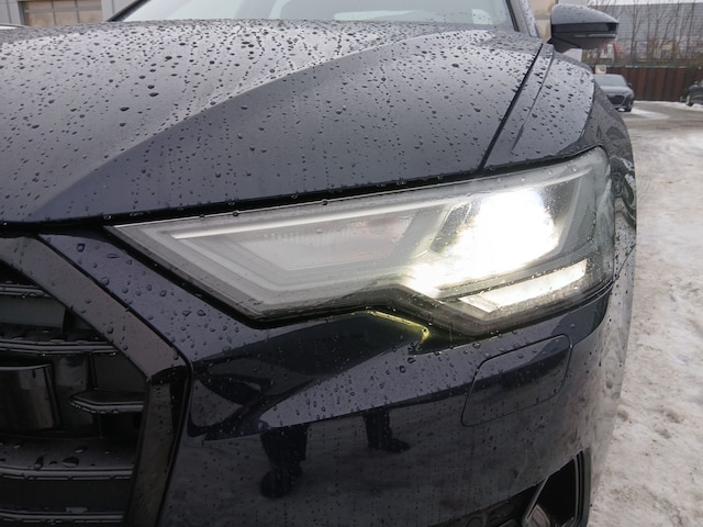 Audi A6 55 TFSI Quattro S-Tronic Sedan