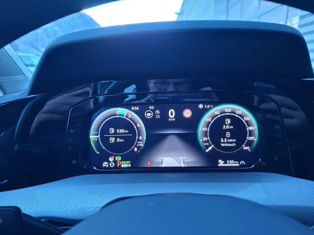 Volkswagen Golf DSG Style eHybrid