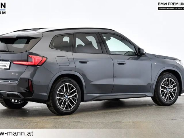 BMW iX1 xDrive30
