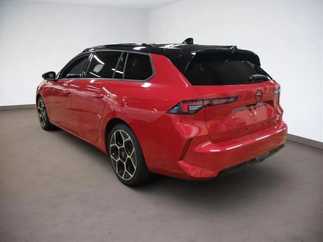 Opel Astra Sports Tourer Ultimate