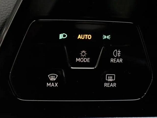 Volkswagen Golf 1.5 TSI