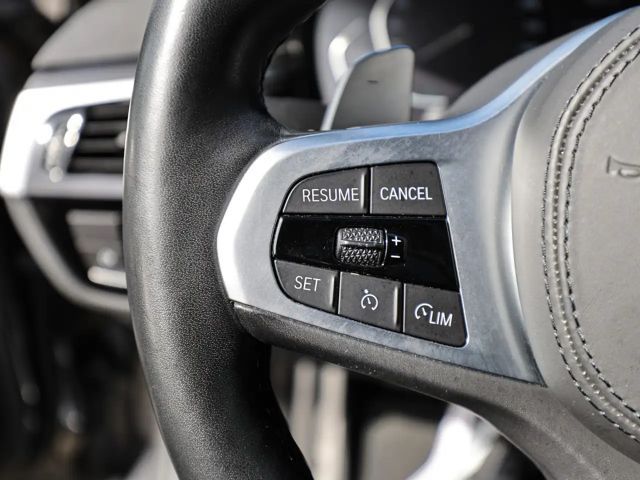 BMW 520 520d M-Sport Touring