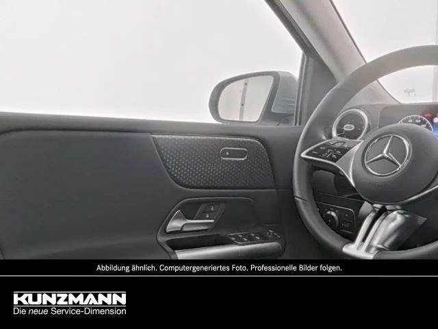 Mercedes-Benz B 220 4MATIC Progressive Sedan