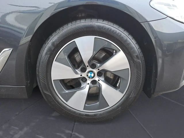 BMW 520 520d Sedan xDrive