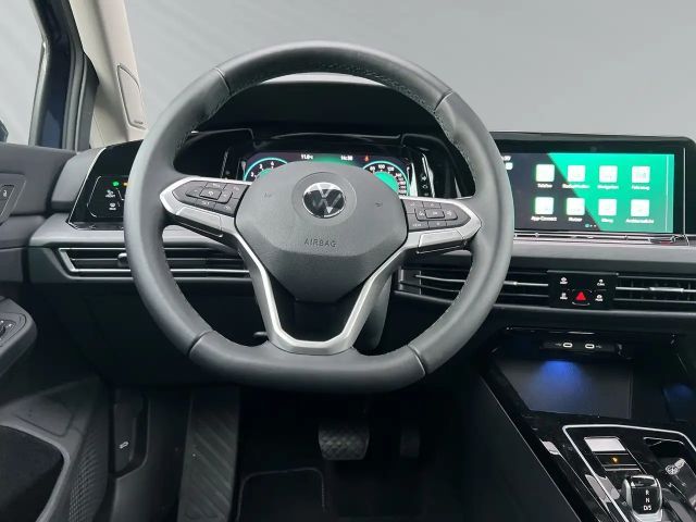 Volkswagen Golf 1.5 eTSI DSG