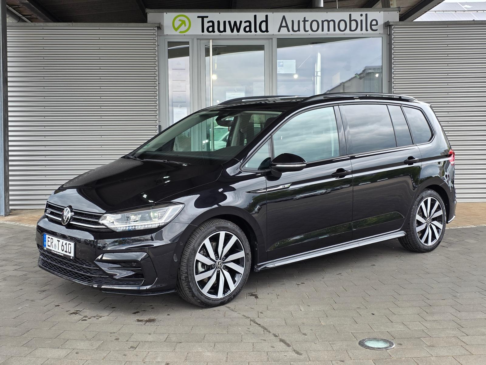 Volkswagen Touran 1.5 TSI DSG IQ.Drive R-Line