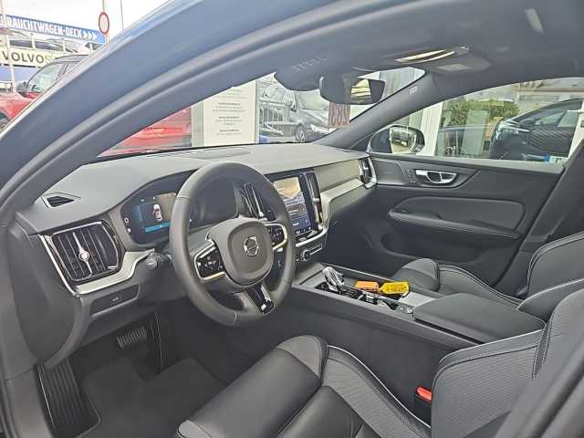Volvo V60 Dark Plus