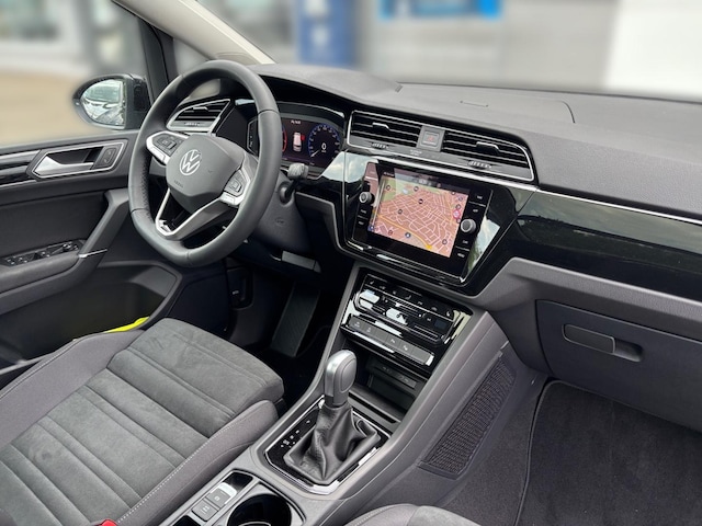 Volkswagen Touran 1.5 TSI DSG