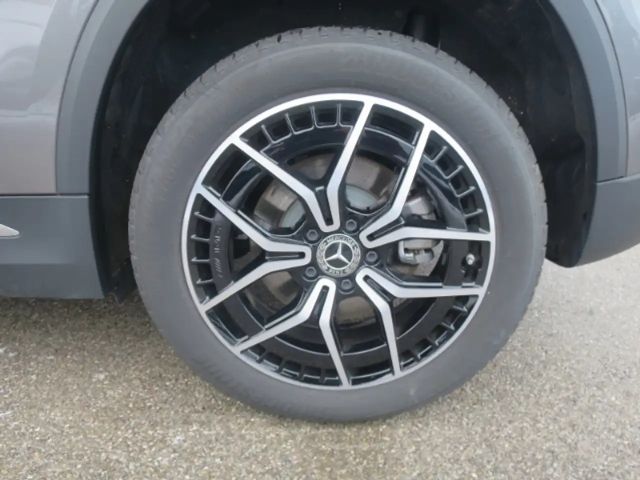 Mercedes-Benz EQA 300 4MATIC AMG Line