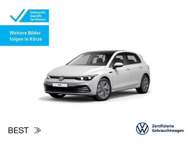 Volkswagen Golf 1.5 eTSI DSG Golf VIII IQ.Drive