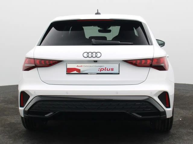 Audi A3 30 TFSI S-Line S-Tronic Sedan