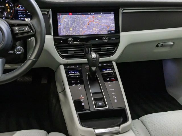 Porsche Macan PDK 2.0 AHK Pano Luftfahrwerk LED BOSE