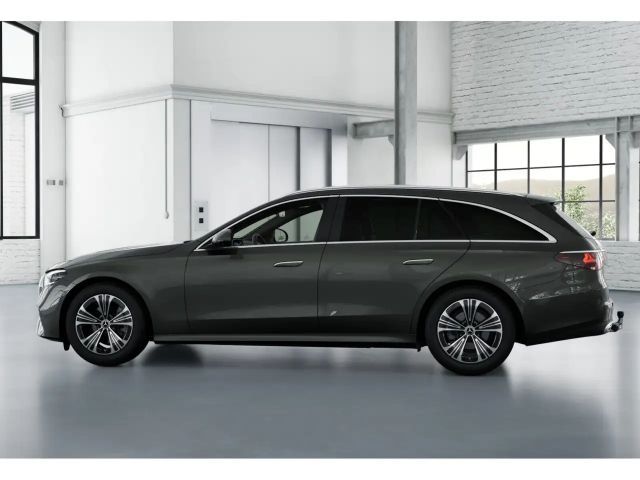 Mercedes-Benz E 220 4MATIC E 220 d Estate