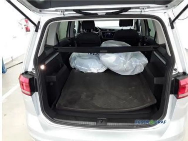 Volkswagen Touran 1.5 TSI