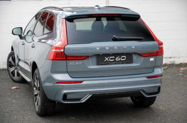 Volvo XC60 AWD Dark Plus T8