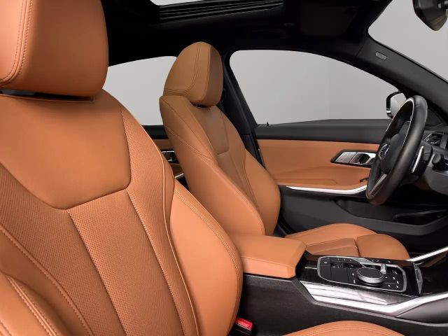 BMW 330 330i M-Sport Sedan