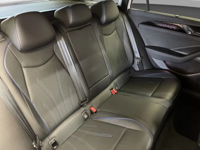 Volkswagen Passat 2.0 TDI R-Line Variant