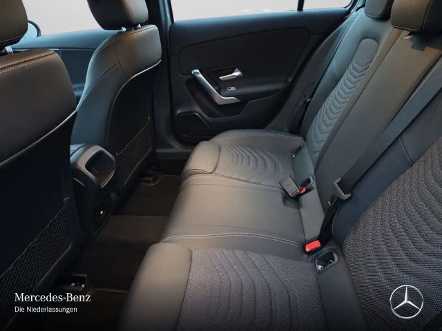 Mercedes-Benz A 200 Progressive