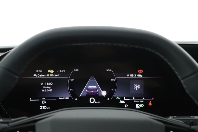 Audi A6 Avant Quattro S-Tronic